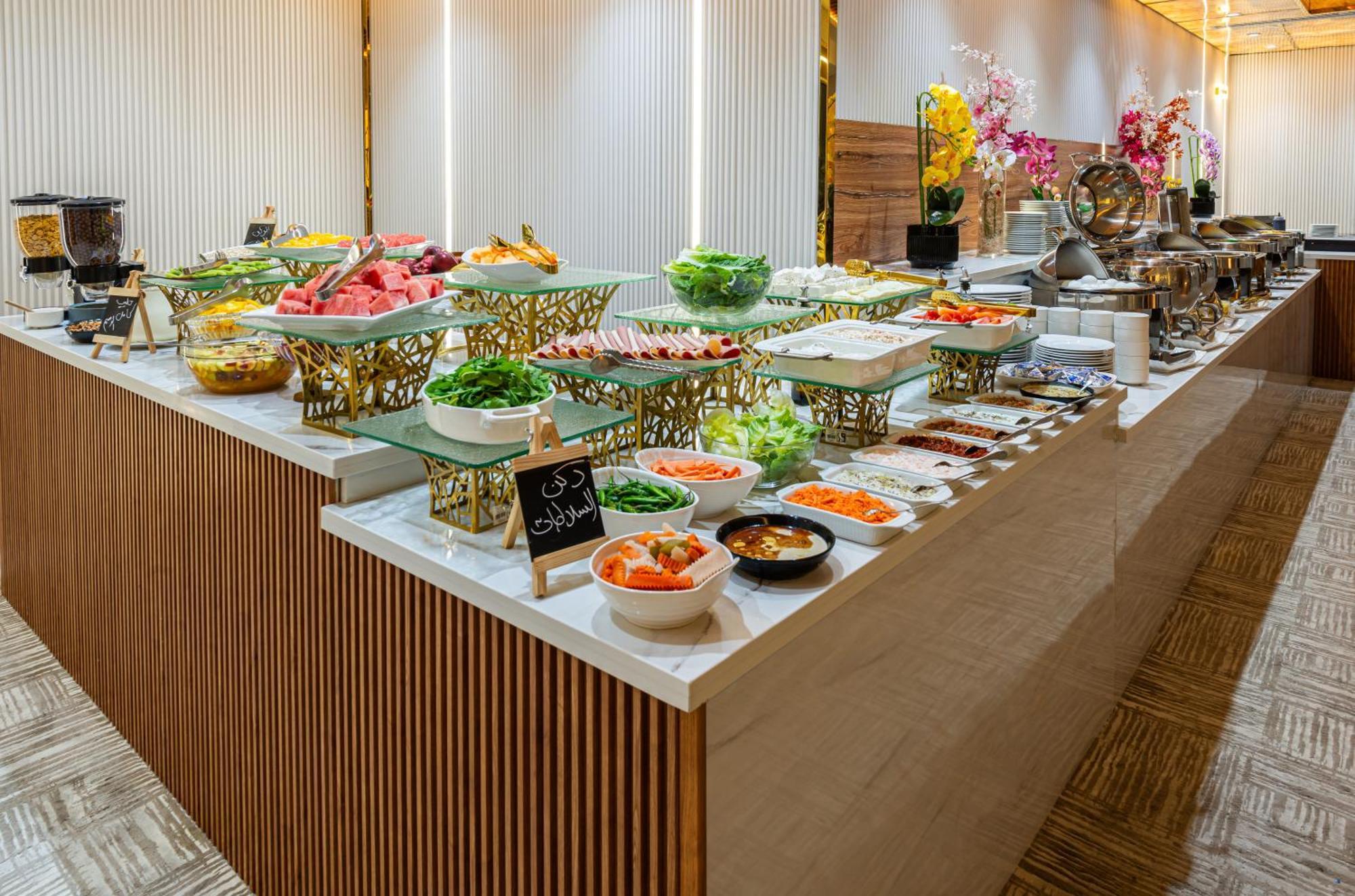 Ross Hotel Ar Riyad Esterno foto