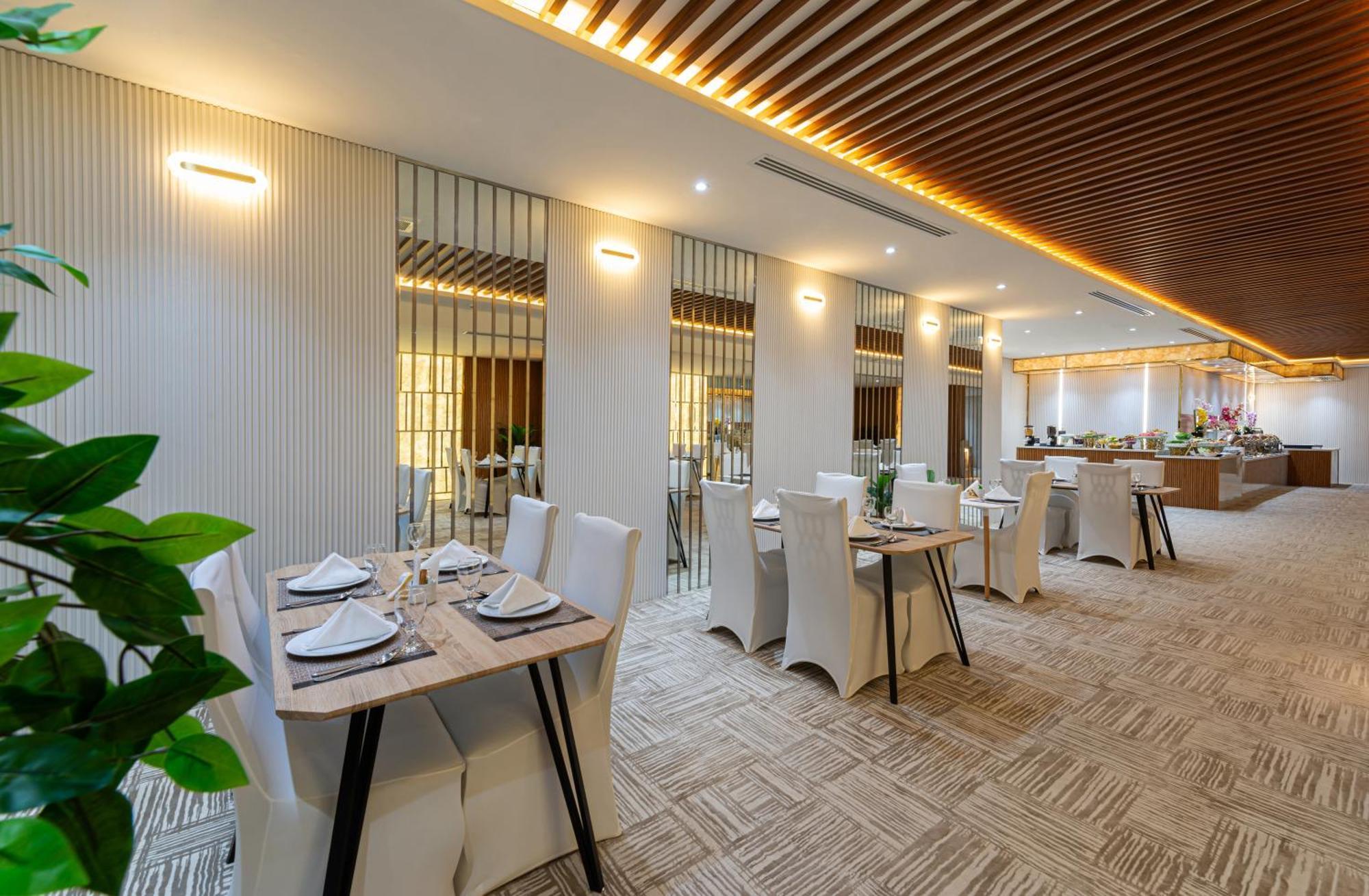 Ross Hotel Ar Riyad Esterno foto